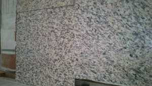 Płytki granitowe TIGER SKIN podłoga